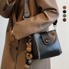 Vintage Crossbody Leather Bag 'Helena'™ | Stilig skulderveske med justerbar, bredere skulderrem